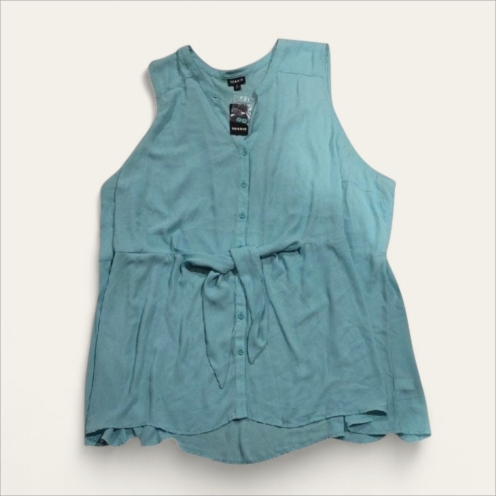 NWT Torrid Georgette Button Front Tie-front Peplum Blouse in Wasabi Size 5 (5x)